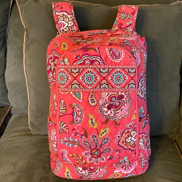 Vera Bradley Accessories - Vera Bradley backpack 🎒